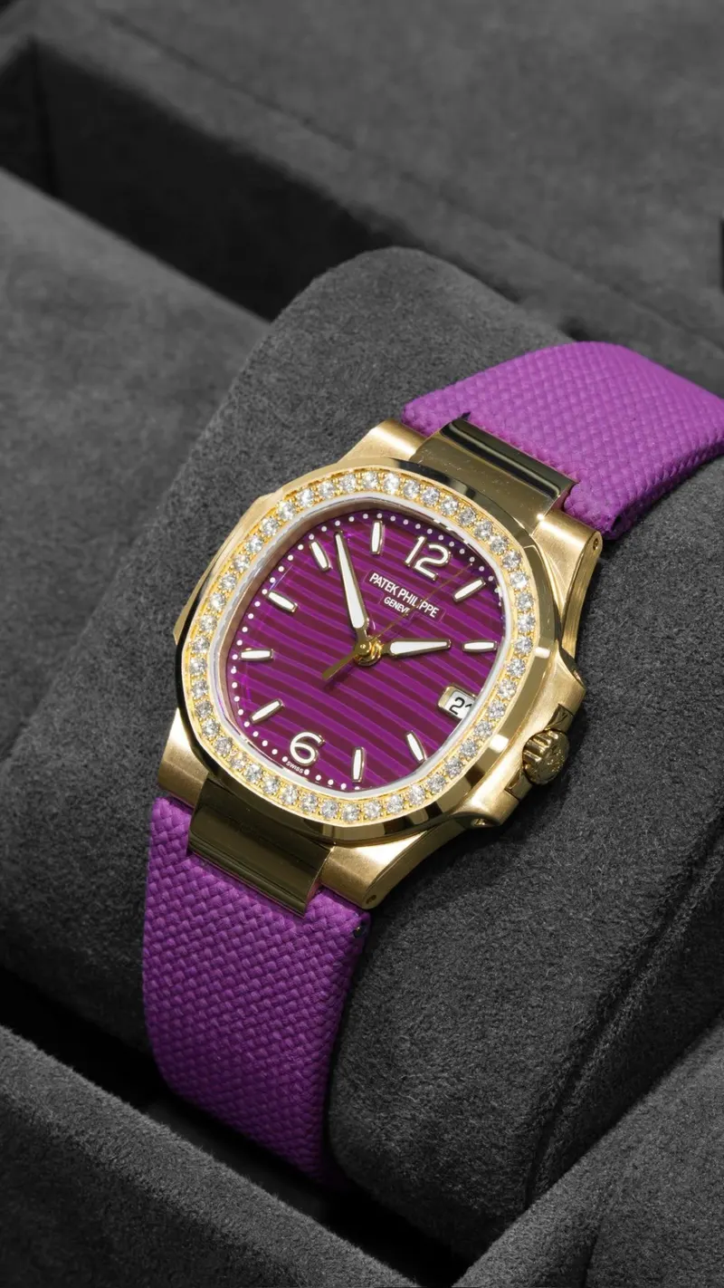 Patek Philippe Cubitus Rose Gold Brown, Rose gold, Brown sunburst dial, horizontally embossed