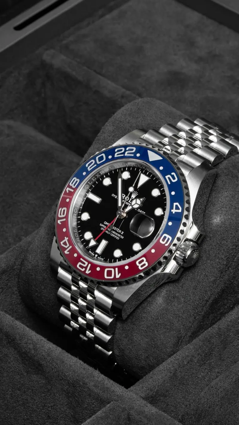 Rolex GMT-Master II 'Pepsi' Jubilee, Steel, Red-and-blue Cerachrom bezel, Jubilee bracelet
