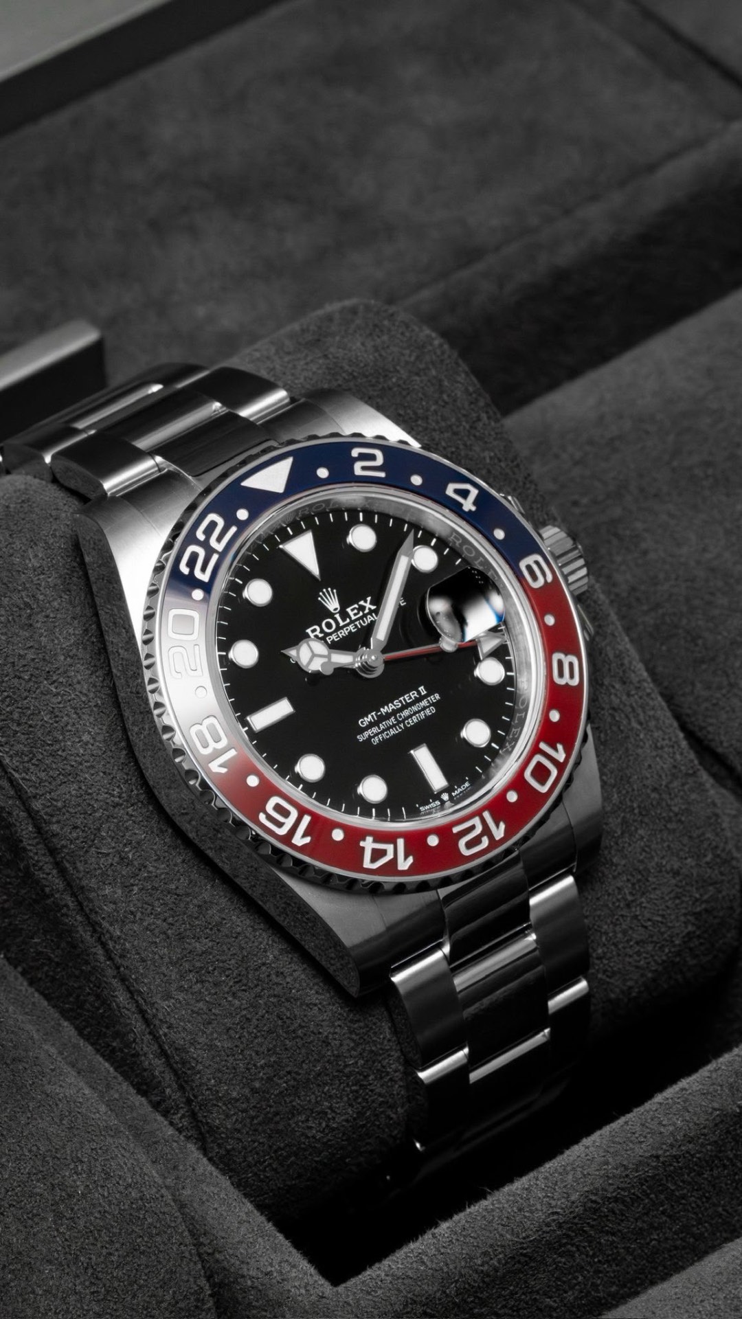 GMT-Master II 'Pepsi' Oyster — Steel · Red-and-blue Cerachrom bezel · Oyster bracelet — Rolex