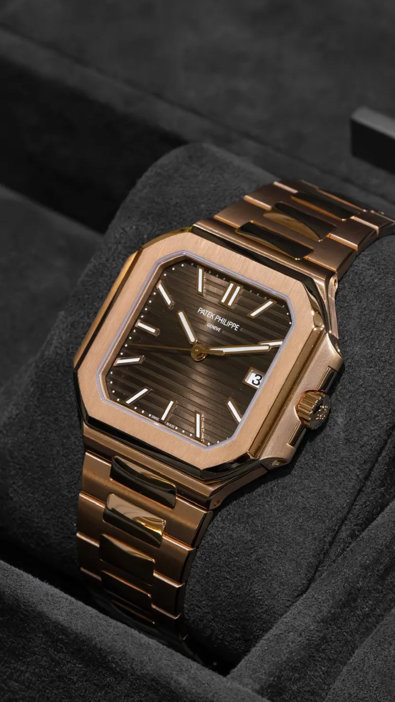 Patek Philippe Nautilus Chronograph 5980/1R, Rose gold, Slate-grey dial, Integrated bracelet